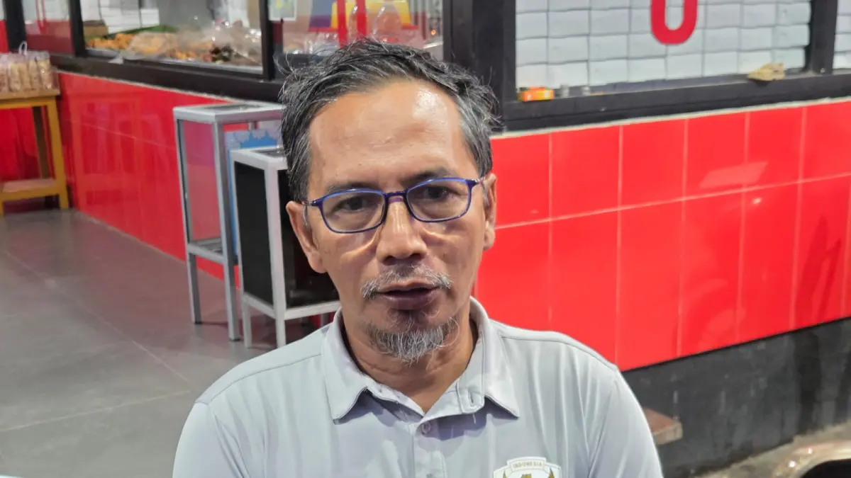 &nbsp;Pemilik usaha di warung panjang KM 54 Samboja Barat, Abdul Ghani (Elmo/Prokal.co)