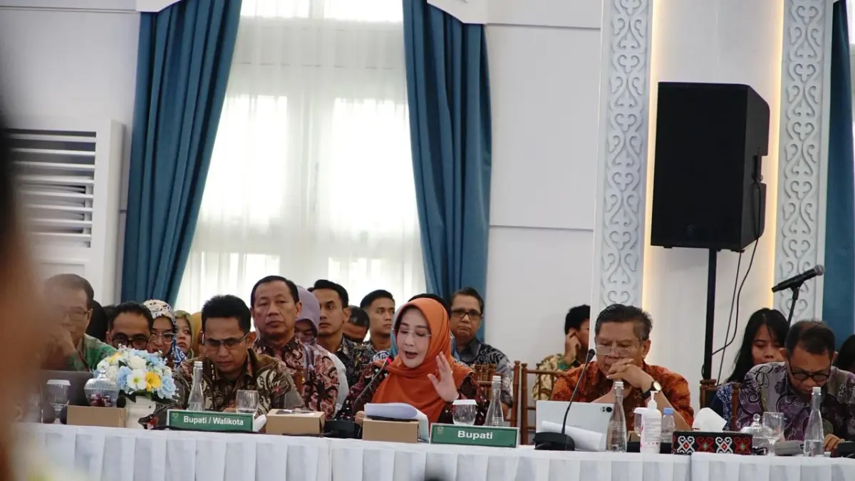 MUSRENBANG: Bupati Berau, Sri Juniarsih, menyampaikan sejumlah usulan prioritas dalam Musrenbang Provinsi Kaltim. ISTIMEWA/PROKOPIM