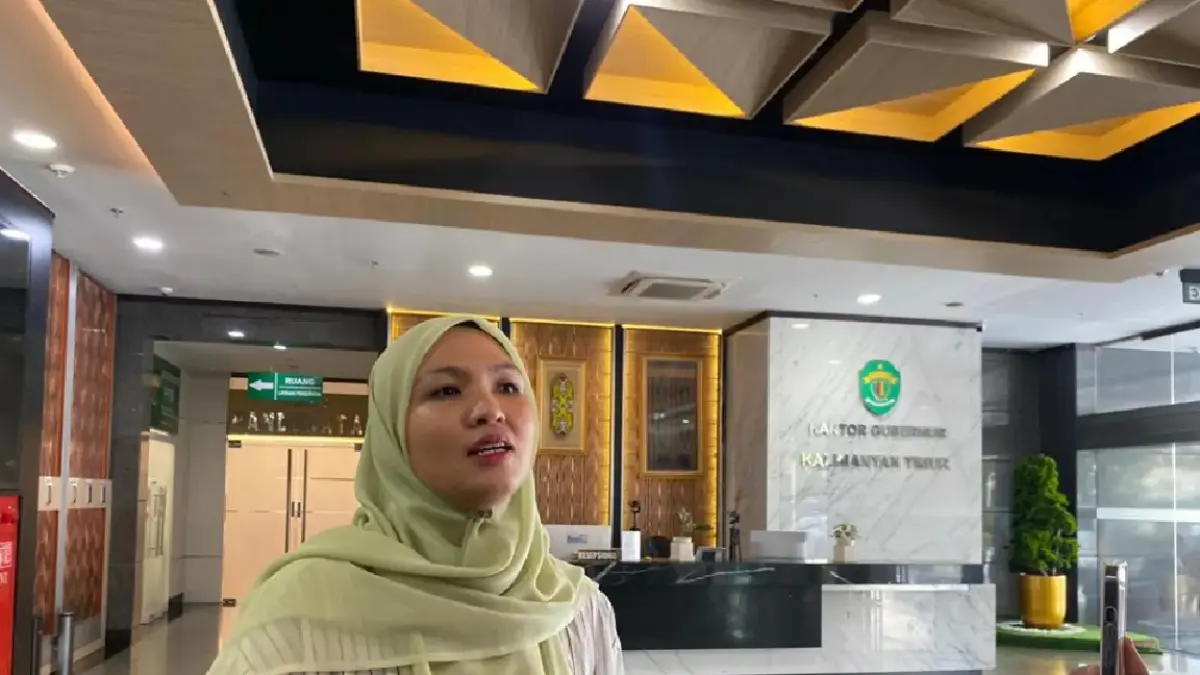 Plt Kepala Biro Umum Setdaprov Kaltim, Astri Intan Nirwany. (FOTO: EKO PRALISTIO/KP)