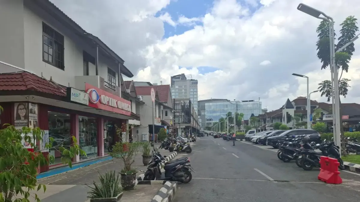Jalan Niaga Utara di kawasan Kompleks Citra Niaga rencananya akan dijadikan lokasi CFD. (rin)