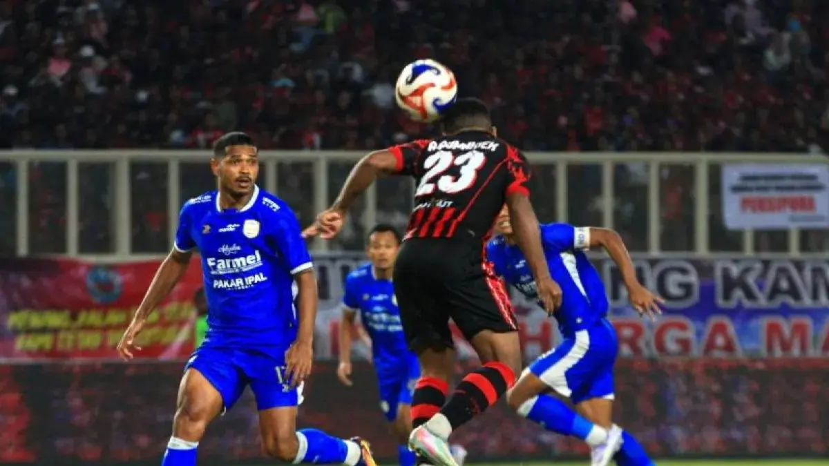  Adhyaksa FC lolos ke Super League setelah mengalahkan Persipura.