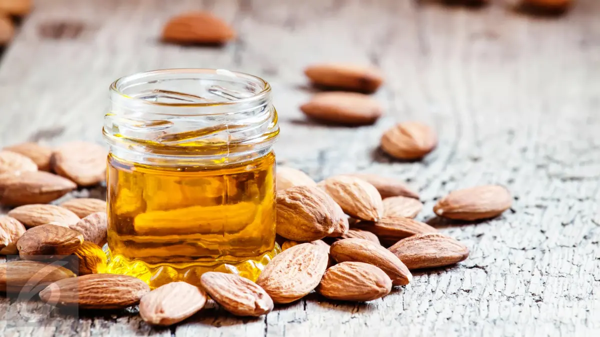 Minyak Almond