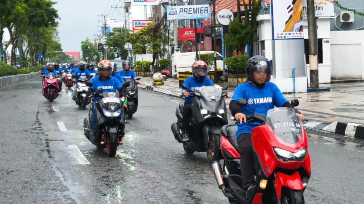 Sunday Morning Ride dan nonton bareng Asian Road Racing Championship (ARRC) untuk mendukung para pembalap Yamaha Indonesia yang berlaga di kancah Asia.