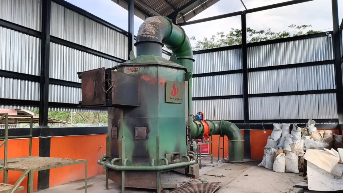 Insinerator yang tersebar di sembilan titik dengan total 10 unit di Samarinda masih dalam tahap uji coba dan diperkirakan mulai beroperasi dalam waktu dekat.