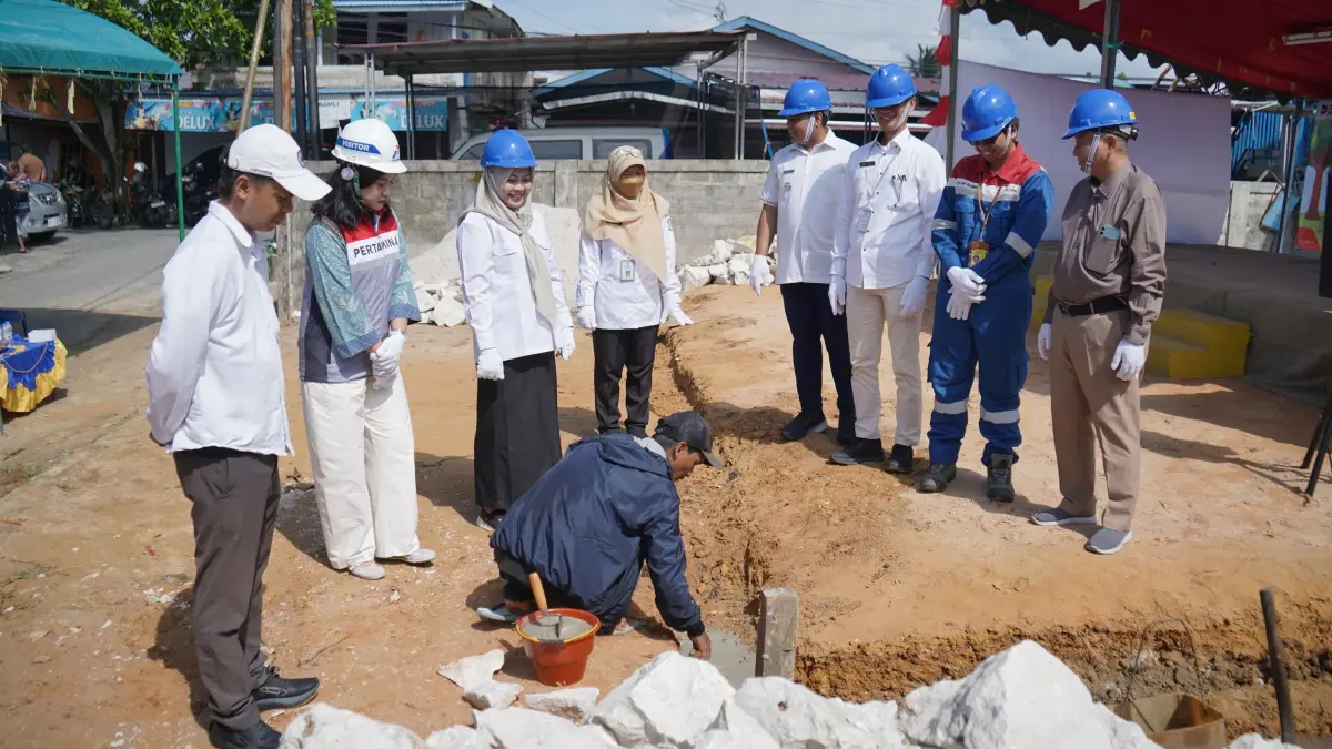  PT Pertamina Patra Niaga Regional Kalimantan melalui Aviation Fuel Terminal (AFT) Sepinggan bersama Yayasan An Nahl Balikpapan melaksanakan kegiatan peletakan batu pertama pembangunan gazebo. 