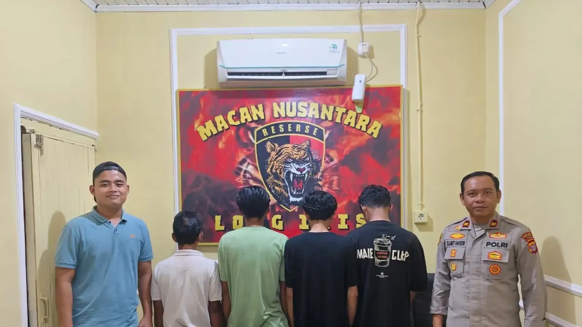 Polsek Long Ikis berhasil membekuk komplotan pencuri sekeluarga asal Kalimantan Selatan yang diduga beraksi di Kabupaten Paser selama enam bulan terakhir.(TOMI/PASER POS)