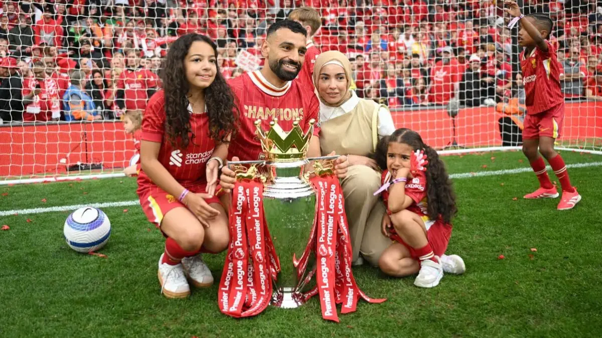 Mo Salah dan keluarga.