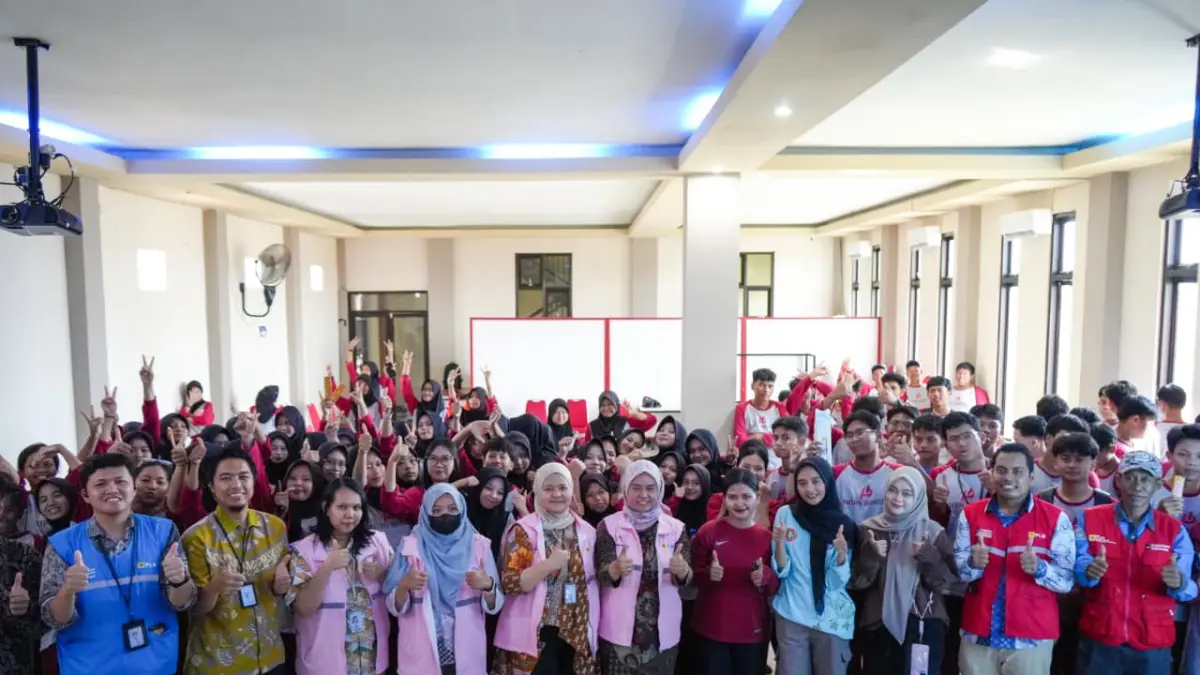 Komitmen PLN dalam membangun budaya sadar listrik sejak dini sekaligus mendorong para pelajar menjadi pelopor keselamatan ketenagalistrikan.