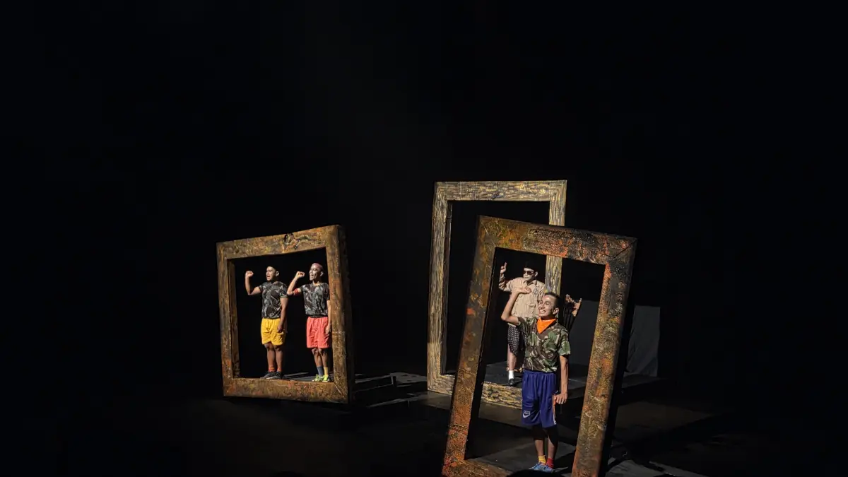 Teater “Ibu Negara” ciptaan Ab Asmarandana dengan Yayasan Lanjong Indonesia yang tampil terbatas di Ladaya Tenggarong (Elmo/Prokal.co)