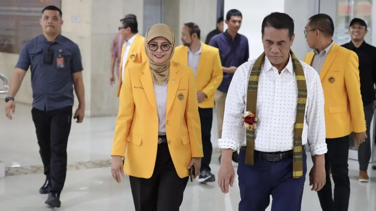 OPTIMISTIS: Rektor UNM, Farida Patittingi, bersama Mentan, Andi Amran Sulaiman, Kamis, 4 Juni 2026. ISTIMEWA