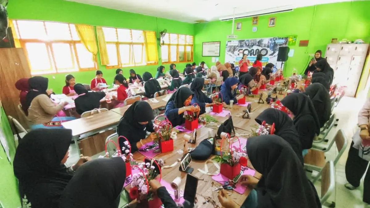 PT Surya Timur Sakti Jatim (STSJ) selaku Main Dealer Yamaha untuk wilayah Kalimantan Timur dan Kalimantan Utara terus menunjukkan komitmennya dalam mendukung pengembangan ekonomi kreatif di kalangan generasi muda.