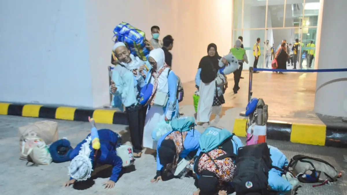 Kedatangan jamaah haji.