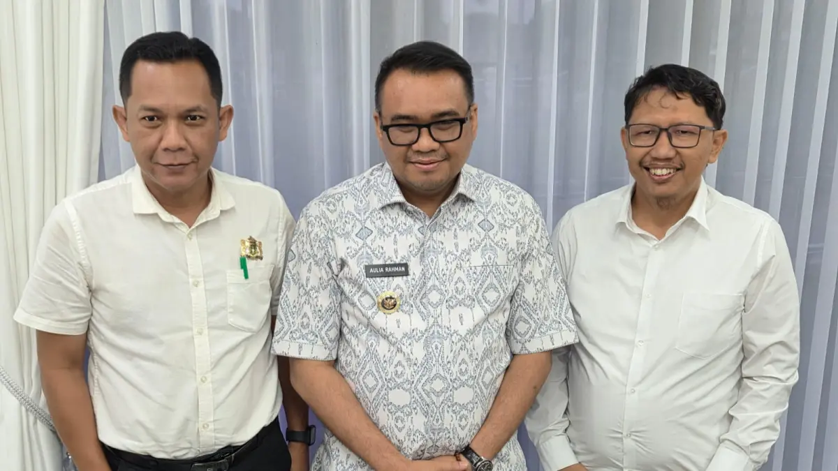 Bupati Kukar Aulia Rahman Basri menyambut kunjungan APBMI Kuala Samboja dan KADIN Kukar (Elmo/Prokal.co)