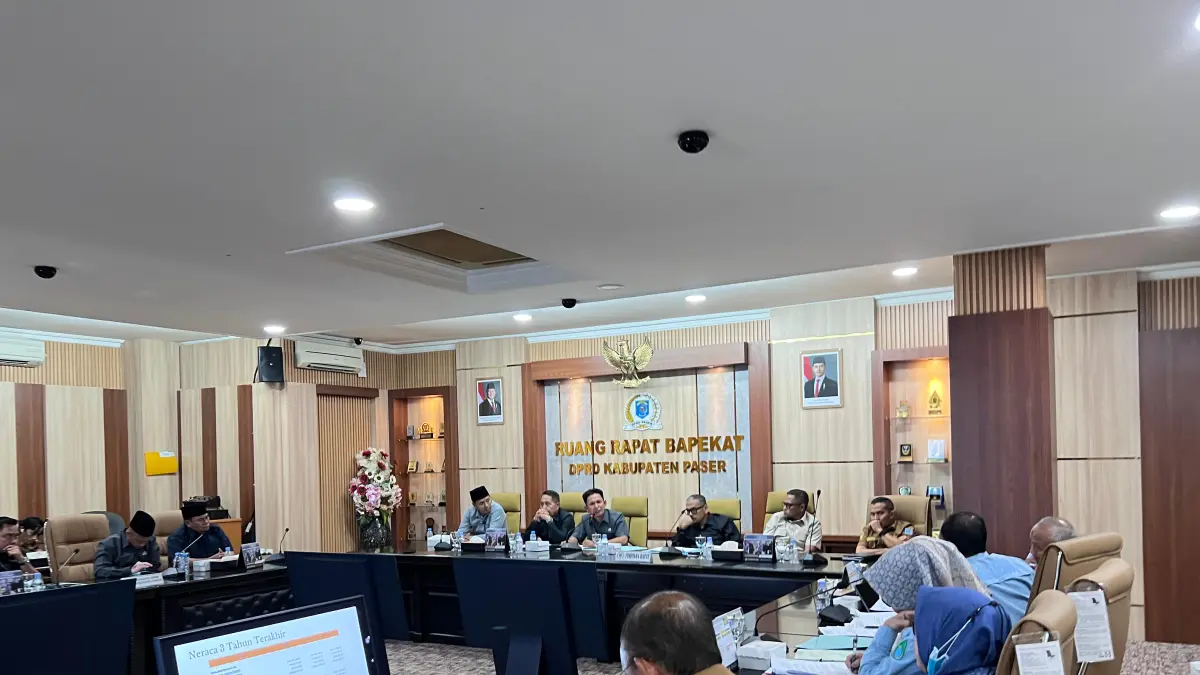 Manajemen Perumdam Tirta Kandilo Paser dipanggil DPRD Paser, Senin (18/5/2026).&nbsp;