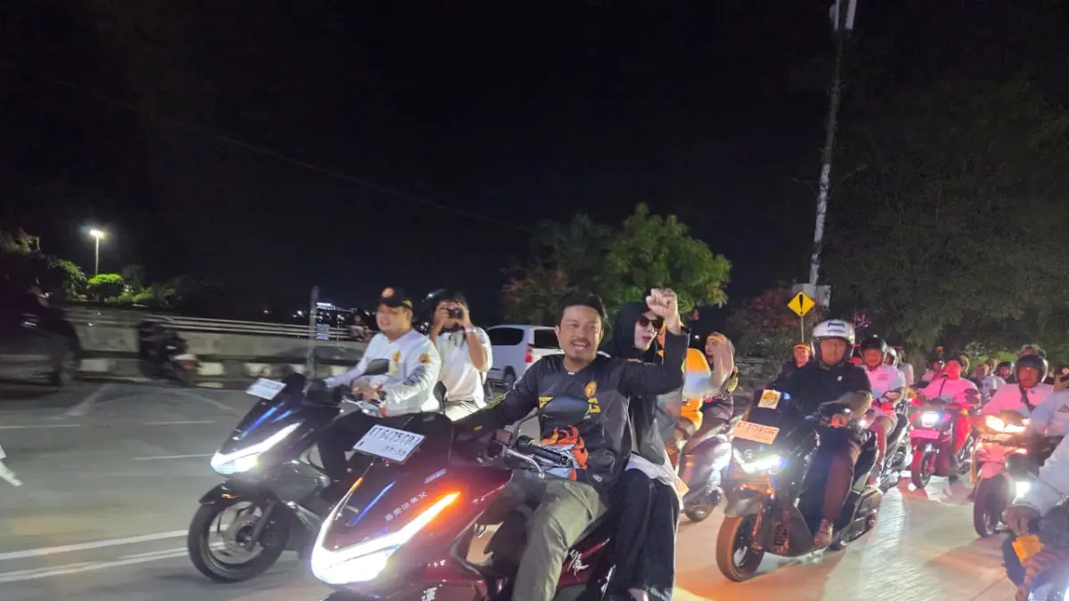 Kedatangan Rita Widyasari, Bupati Kutai Kartanegara periode 2010-2017 di Tenggarong (Elmo/Prokal.co)