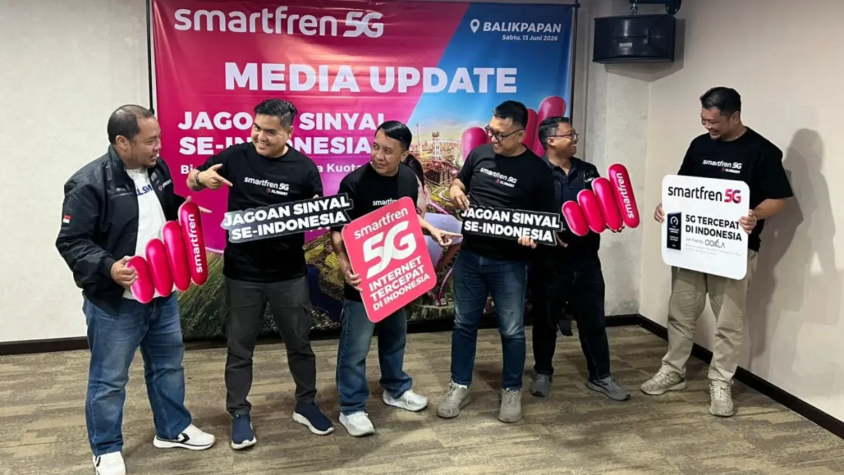  Smartfren memperkuat layanan digitalnya dengan menghadirkan kombinasi paket Internet Nonstop, fitur akumulasi kuota, dan perluasan jaringan 5G. (foto: wawan/prokal)