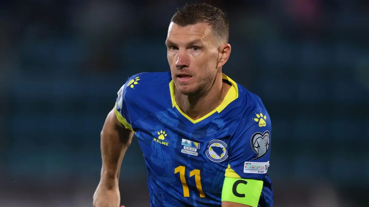Edin Dzeko dkk belum menyerah.