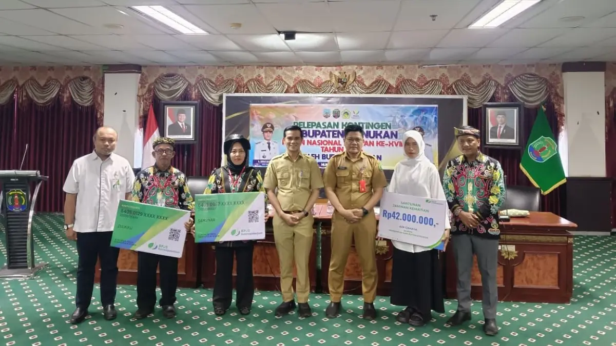  Pemerintah Kabupaten Nunukan bersama BPJS Ketenagakerjaan Cabang Nunukan melaksanakan kegiatan pelepasan simbolis Kontingen Petani Nelayan Kabupaten Nunukan yang akan mengikuti kegiatan di Gorontalo. 