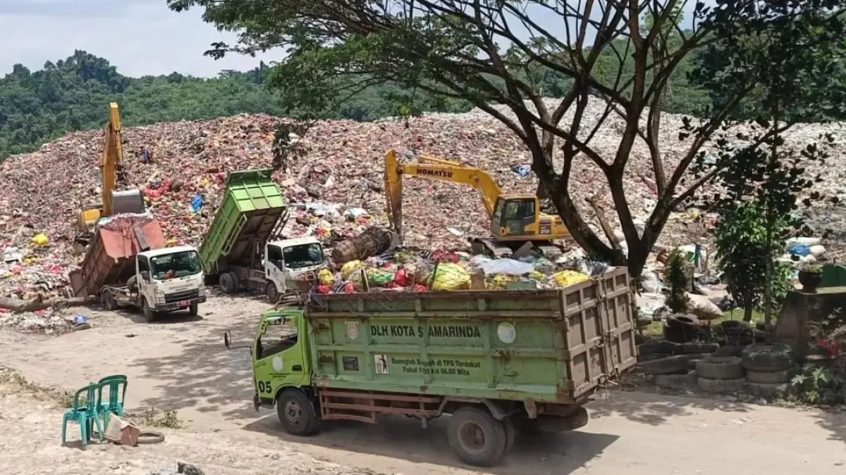 Ilustrasi angkutan sampah 