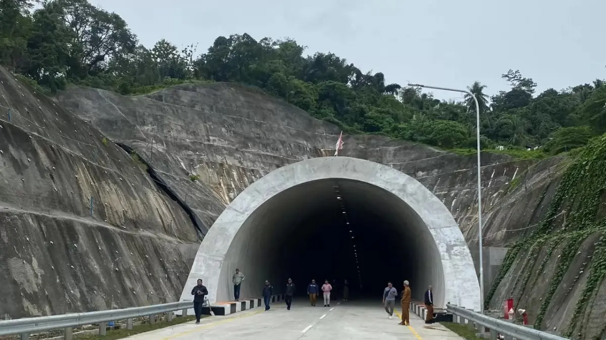 Terowongan Samarinda bakal bisa dilalui bulan September apabila semua tahapan berjalan lancar. 