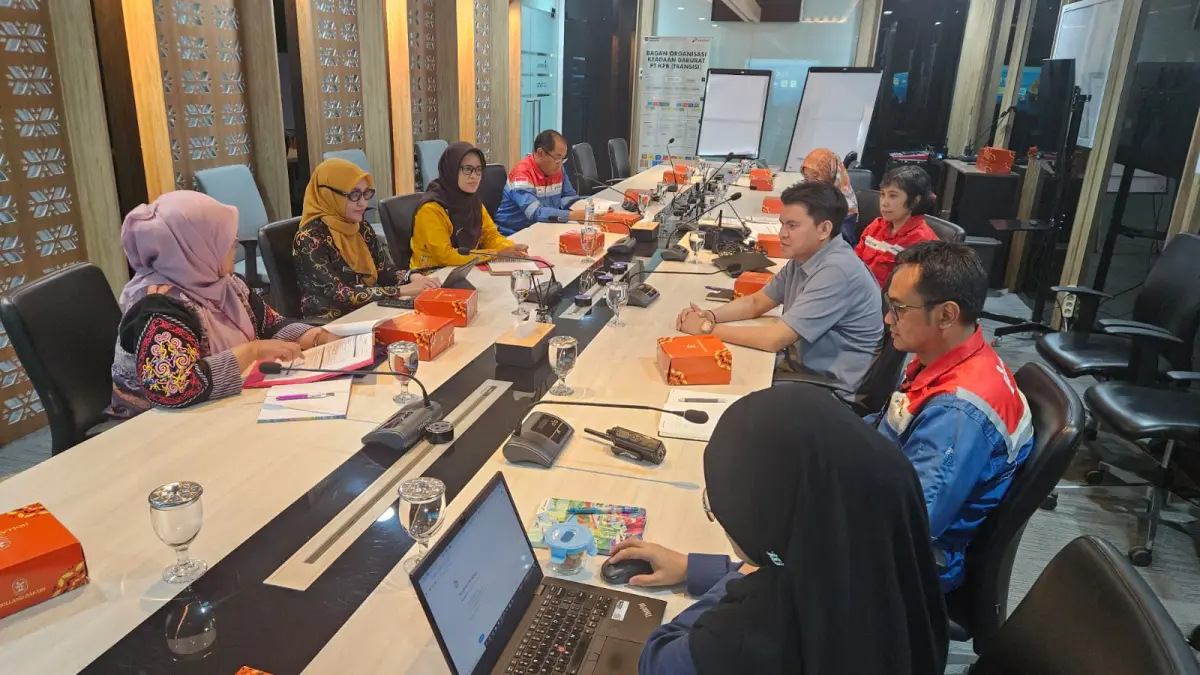 Hasil pemeriksaan awal yang diperlihatkan pihak PT Kilang Pertamina Balikpapan (KPB) menunjukkan bahwa material tersebut merupakan zeolit yang mengandung aluminium silikat dan dinyatakan tidak berbahaya. 