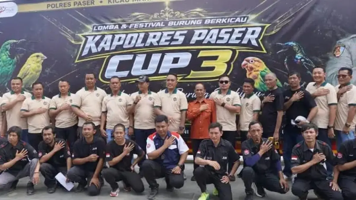 Anggota DPRD Kabupaten Paser, Edwin Santoso, menghadiri pembukaan Lomba dan Festival Burung Berkicau Kapolres Paser Cup 3.