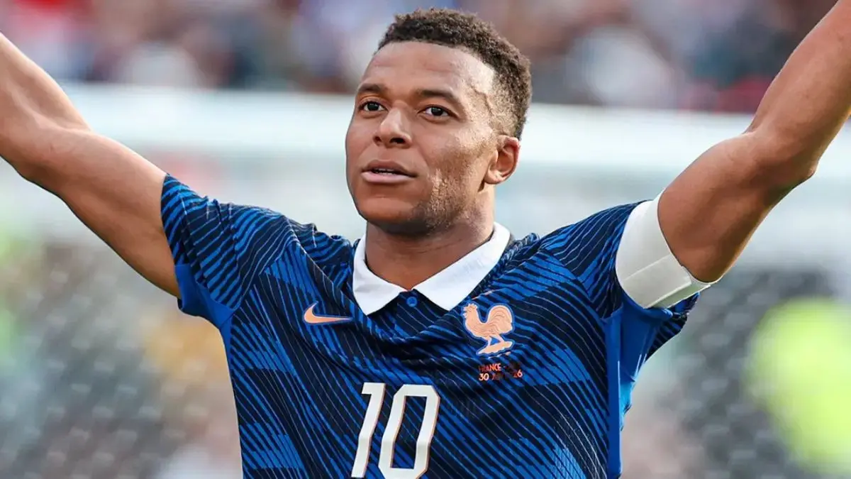 Kylian Mbappe mencetak dua gol saat Prancis mengalahkan Swedia 3-0 untuk memastikan tiket ke babak 16 besar Piala Dunia 2026. (Instagram @equipedefrance)