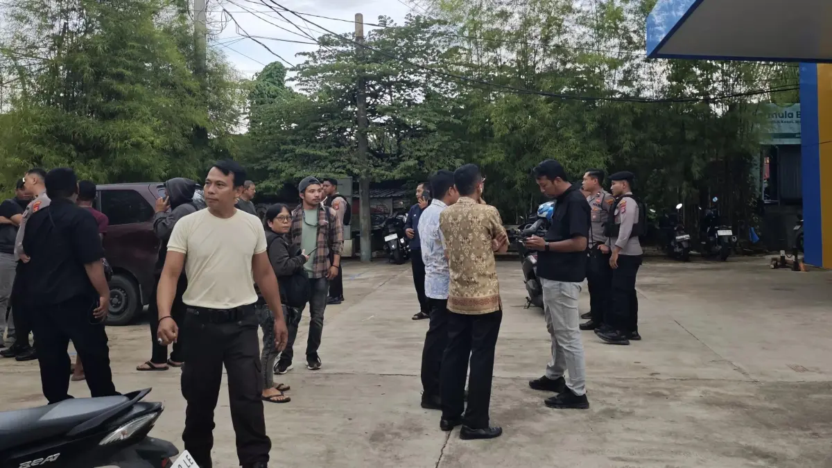 Lokasi terjadi keributan berujung penikaman di depan sebuah guest house di kawasan pergudangan Jalan Teuku Umar, Kelurahan Karang Anyar, Kecamatan Sungai Kunjang. (ist)