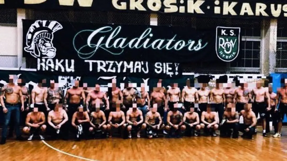 Perjanjian Poznan yang tak diikuti oleh hooligans kota Krakow.