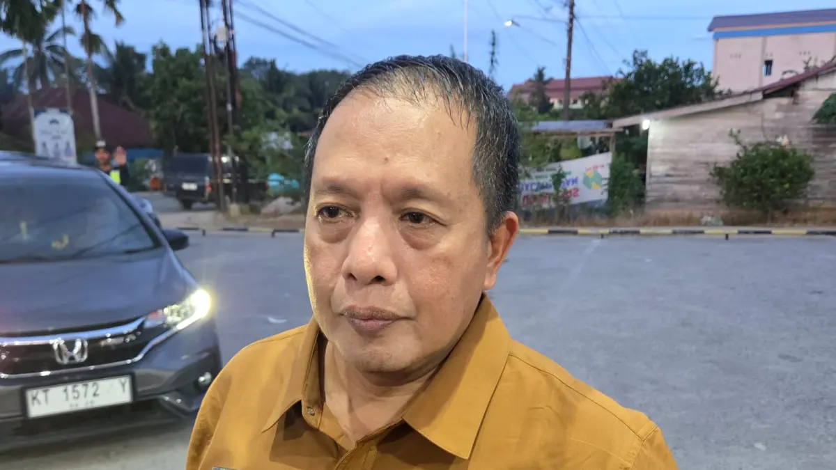 Camat Samboja Barat Burhanuddin (Elmo/Prokal.co)