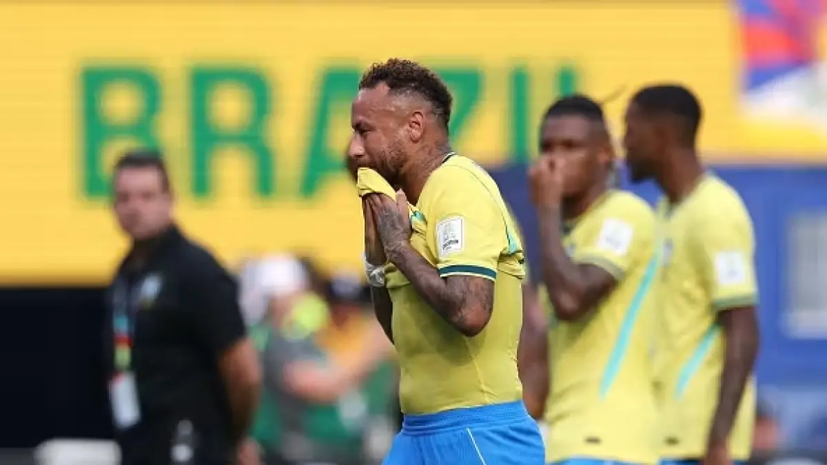 Neymar dkk kecewa berat. (buda mendes/getty image)
