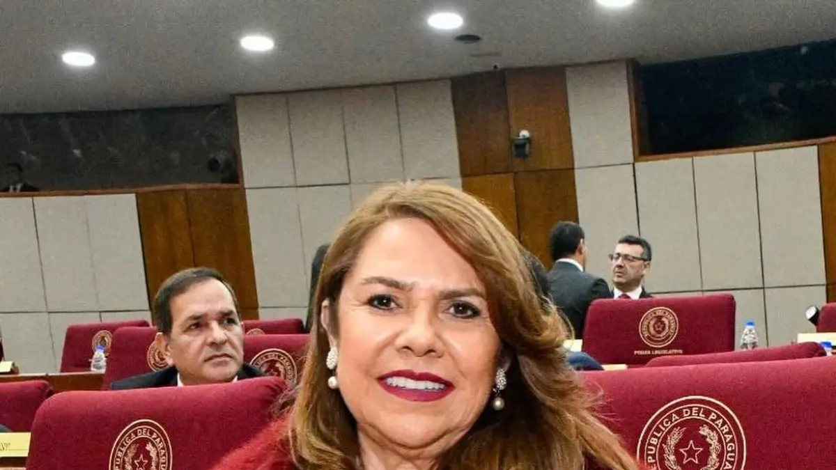Celeste Amarilla