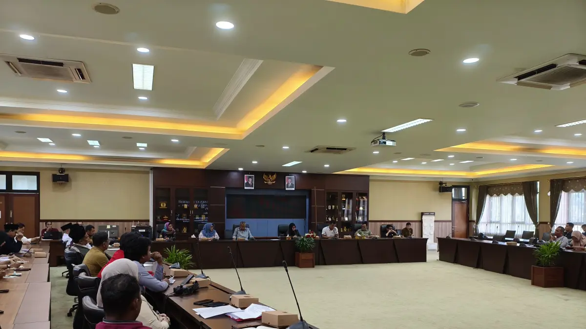 &nbsp;RDP DPRD Kukar bersama orang tua santri, Kemenag dan TRC PPA Kaltim (Istimewa)