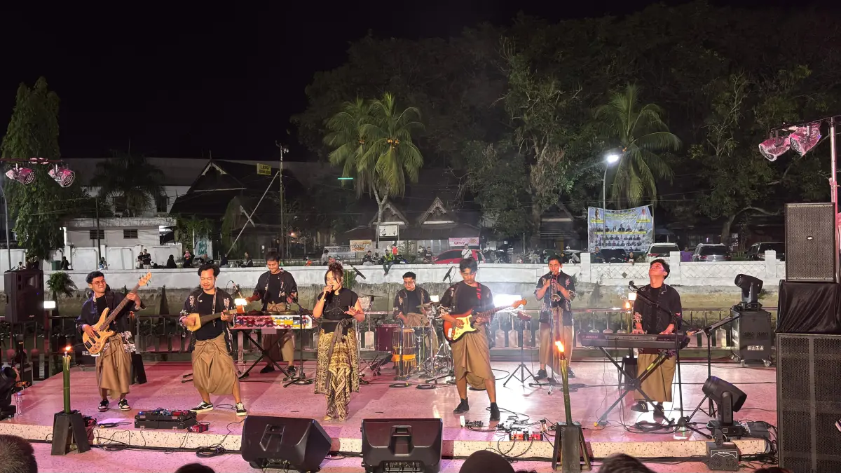 Launching album Puratanabhumi Petala Borneo di Taman Musik Tenggarong (Elmo/Prokal.co)