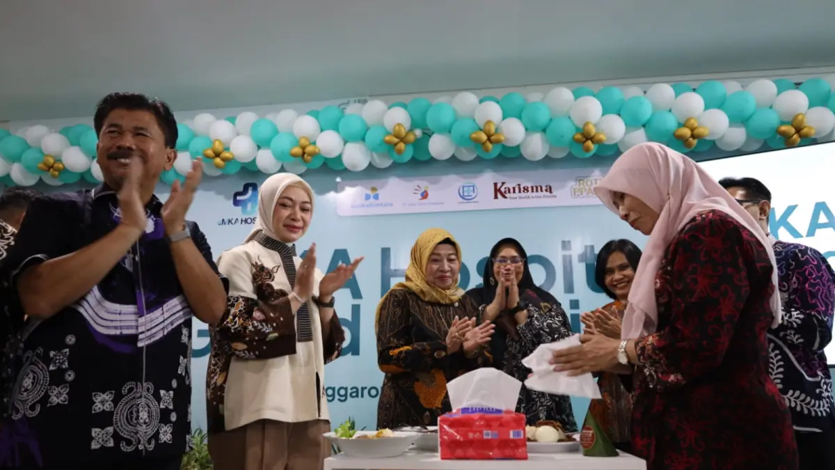 Peresmian Rumah Sakit eMKA di Tenggarong yang turut dihadiri Sekda Kukar Sunggono bersama Ketua TP PKK Andi Deezca (Istimewa)