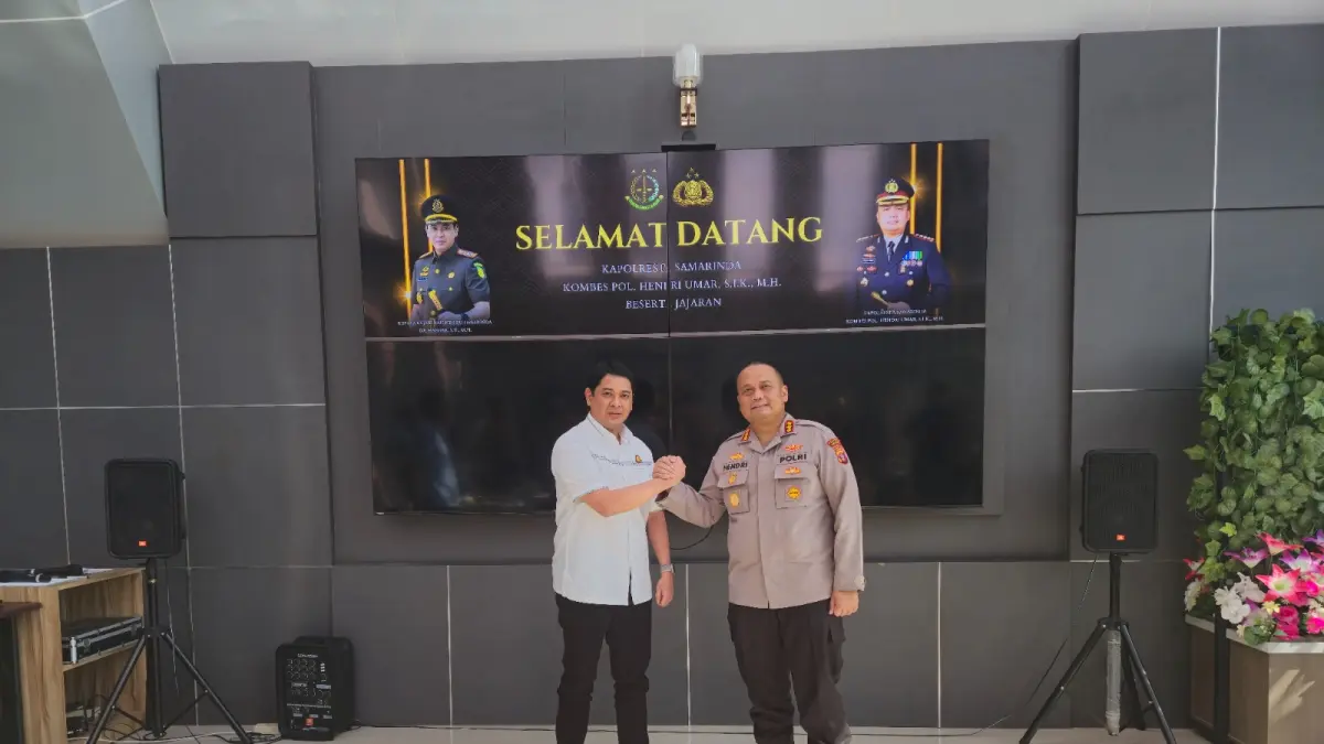 Kepala Kejaksaan Negeri Samarinda, Haedar, menerima kunjungan Kepala Kepolisian Resor Kota Samarinda, Komisaris Besar Polisi Hendri Umar