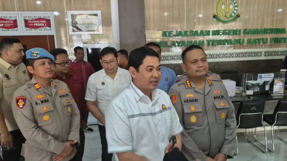 Kepala Kejaksaan Negeri Samarinda, Haedar, menerima kunjungan Kepala Kepolisian Resor Kota Samarinda, Komisaris Besar Polisi Hendri Umar.