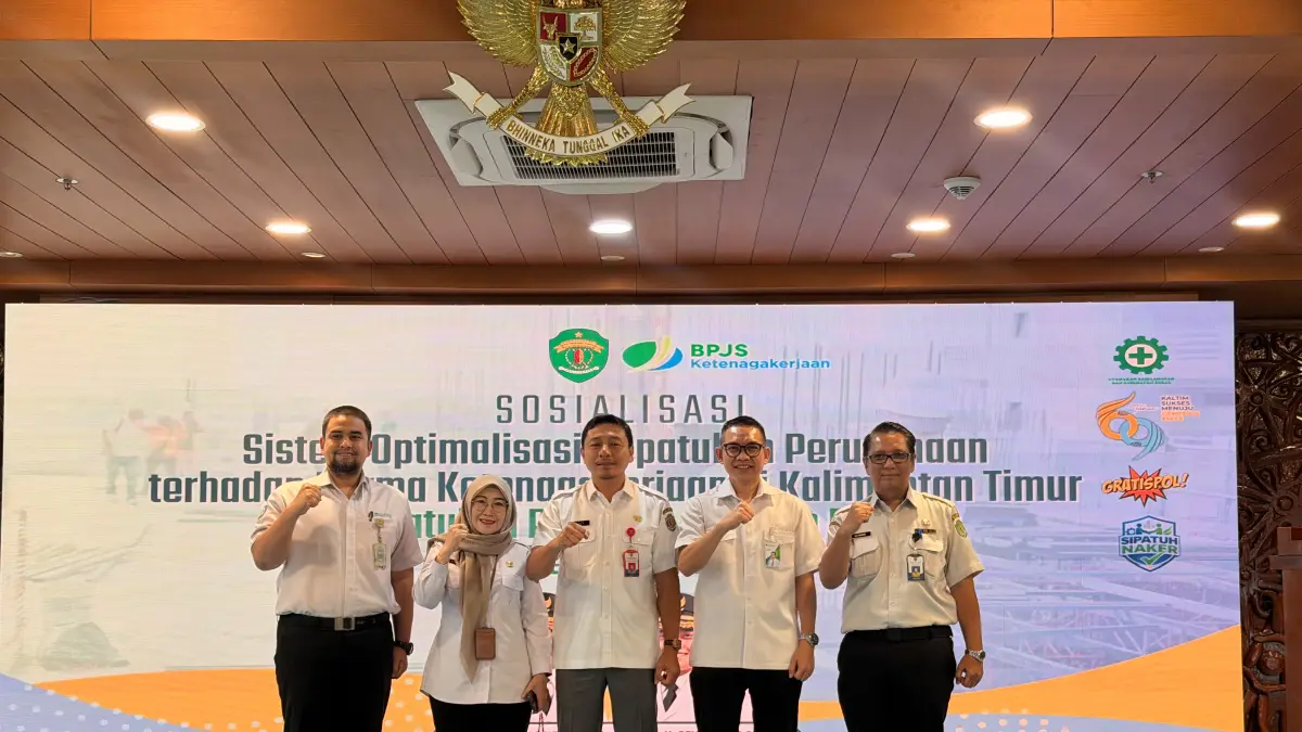 Pemerintah Provinsi Kalimantan Timur bersama BPJS Ketenagakerjaan menggelar Sosialisasi Sistem Optimalisasi Kepatuhan Perusahaan terhadap Norma Ketenagakerjaan di Kalimantan Timur dan Kepatuhan Program Jaminan Pensiun BPJS Ketenagakerjaan. 