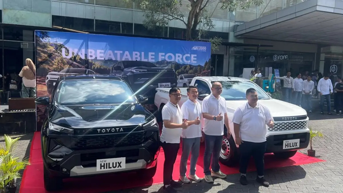 &nbsp;PT Toyota-Astra Motor (TAM) resmi meluncurkan kendaraan pikap 4x4 New Hilux di Balikpapan, Sabtu (18/7).