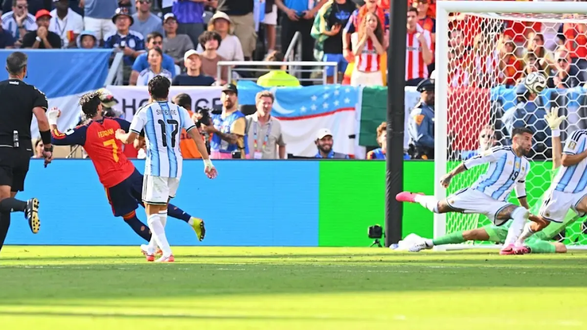 Momen gol Ferran Torres.