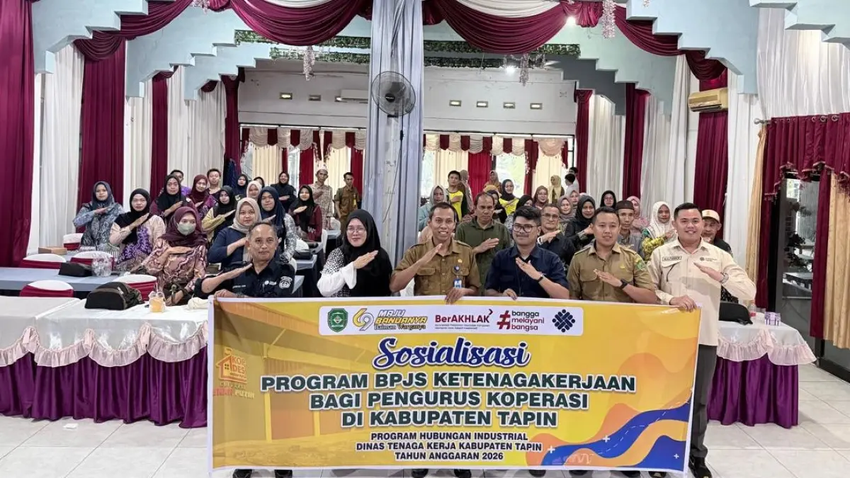 BPJS Ketenagakerjaan Hulu Sungai Selatan Kandangan bersama Dinas Perindustrian Kabupaten Tapin menggelar kegiatan sosialisasi program jaminan sosial ketenagakerjaan kepada para Pengurus Koperasi Desa Merah Putih se-Kabupaten Tapin bertempat di Gedung Triguna Tapin, Rabu (29/07/2026).