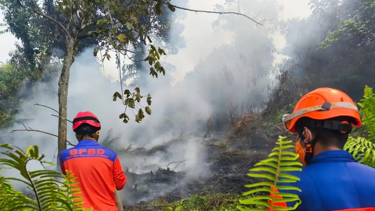 Penanganan karhutla di Kalbar.