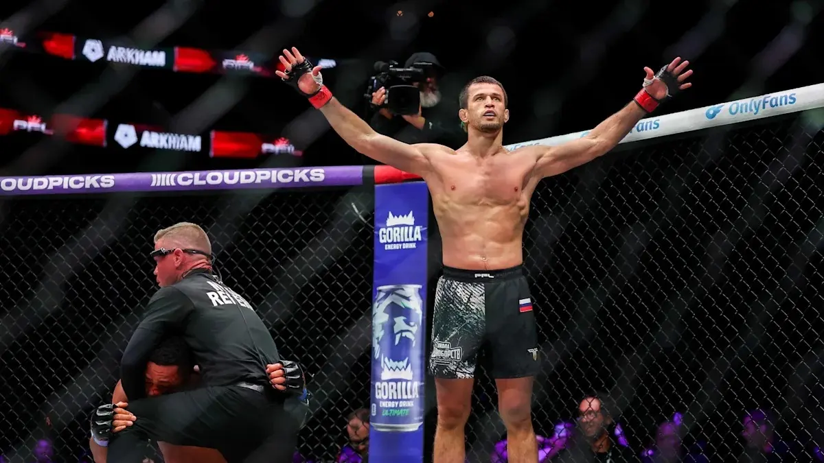 Usman Nurmagomedov usai meng-KO Archie Colgan.