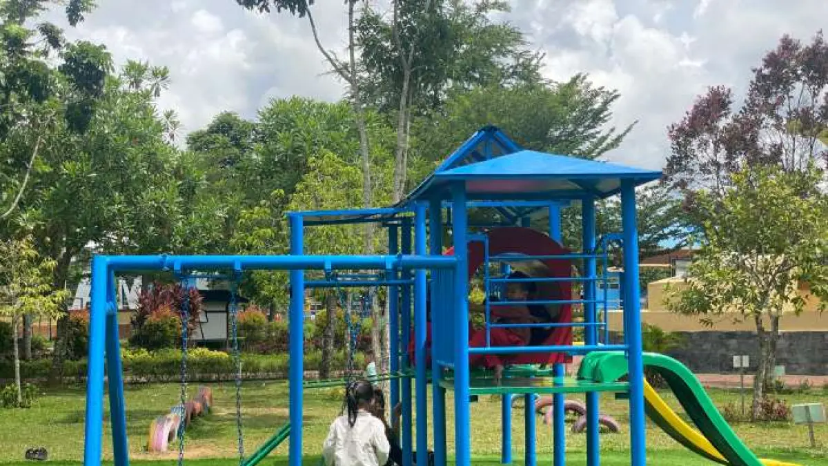 RUANG PENGADUAN: Layanan Telepon Sahabat Anak hadir sebagai ruang aman bagi anak untuk menyampaikan pengaduan kekerasan dan perundungan. ILUSTRASI/IZZA/BERAU POST