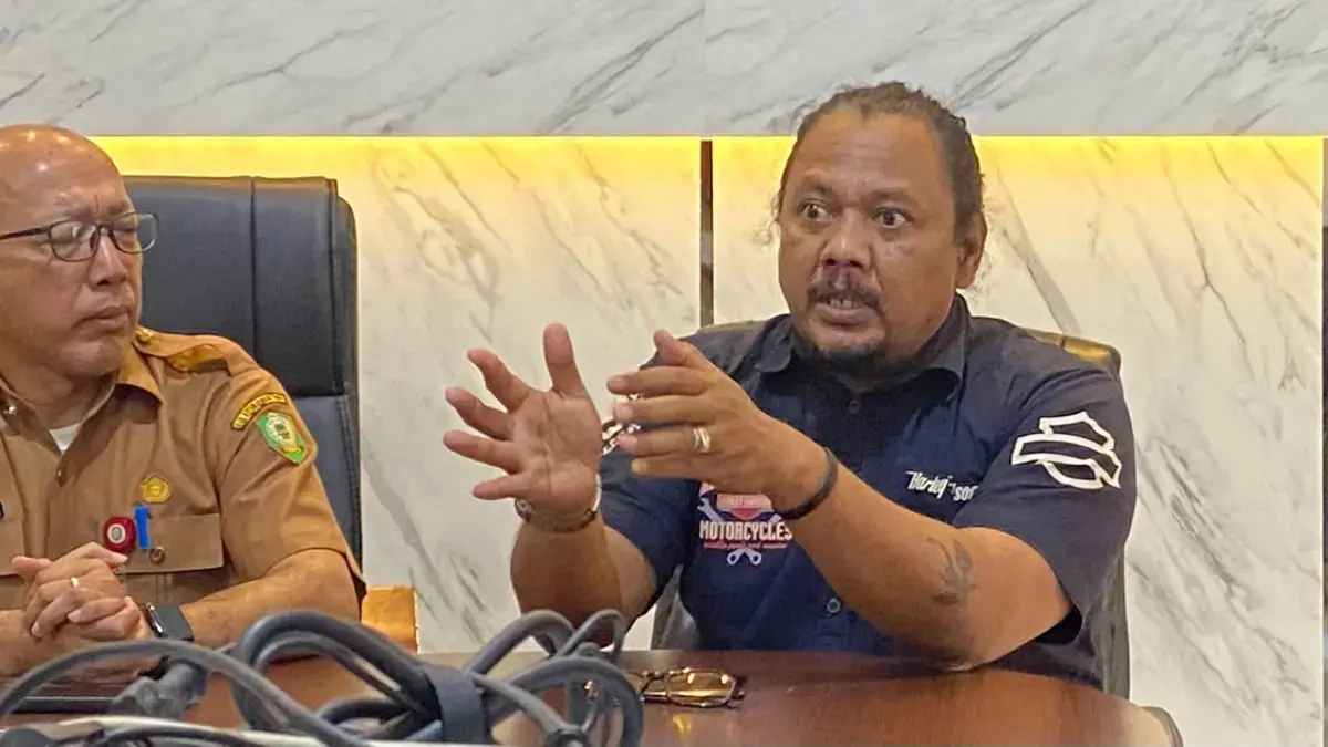 Komandan Tim Investigasi dan Sosialisasi (Idensos) serta Pencegahan Densus 88 Antiteror, Iptu Ganjar Satrio saat di Sampit.(Miftah/kaltengpos.jawapos.com)
