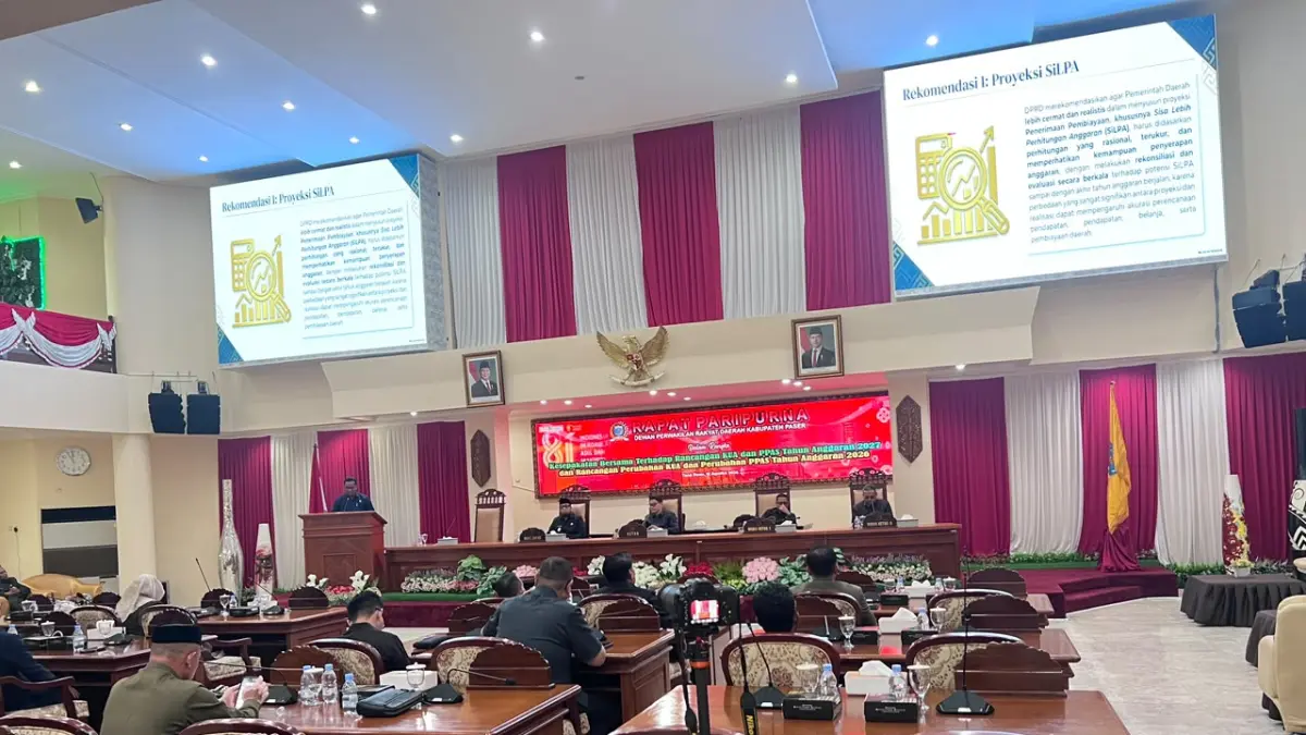 Rapat paripurna digelar DPRD Paser dalam rangka kesepakatan Perubahan KUA-PPAS APBD 2026, Rabu (12/8/2026).&nbsp;
