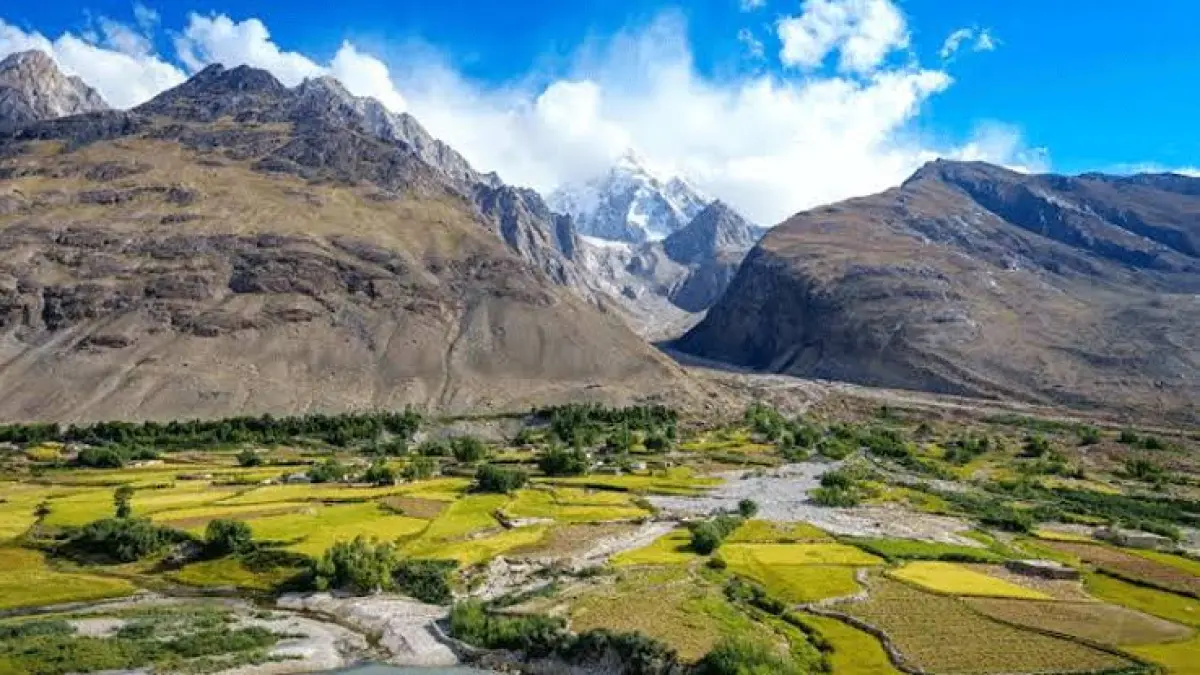 Meski terisolasi, koridor Wakhan jadi daerah subur.