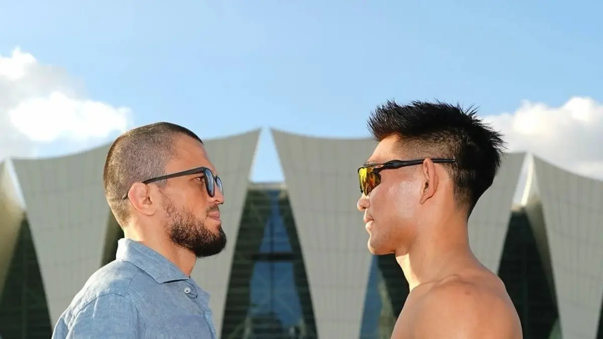 Umar Nurmagomedov dan Song Yadong dalam sesi faceoff pertama.
