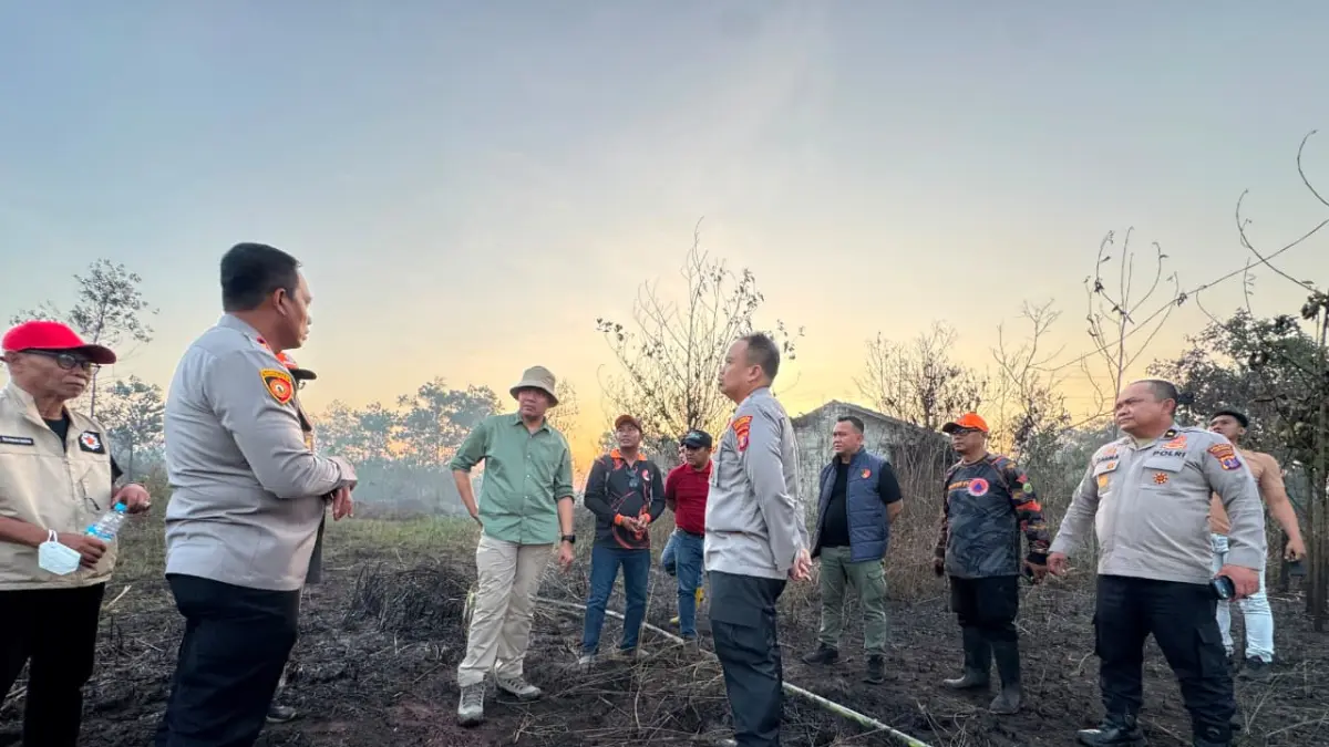 Wali Kota Samarinda, Andi Harun saat meninjau lokasi.