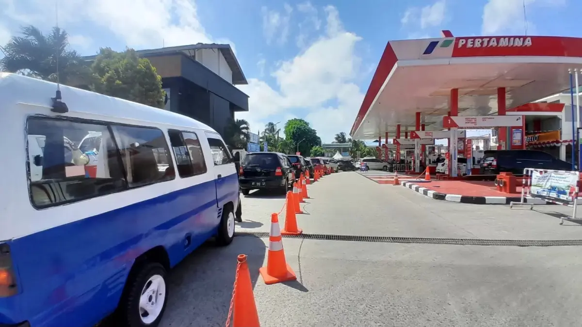 Antrean Pertalite di Balikpapan.